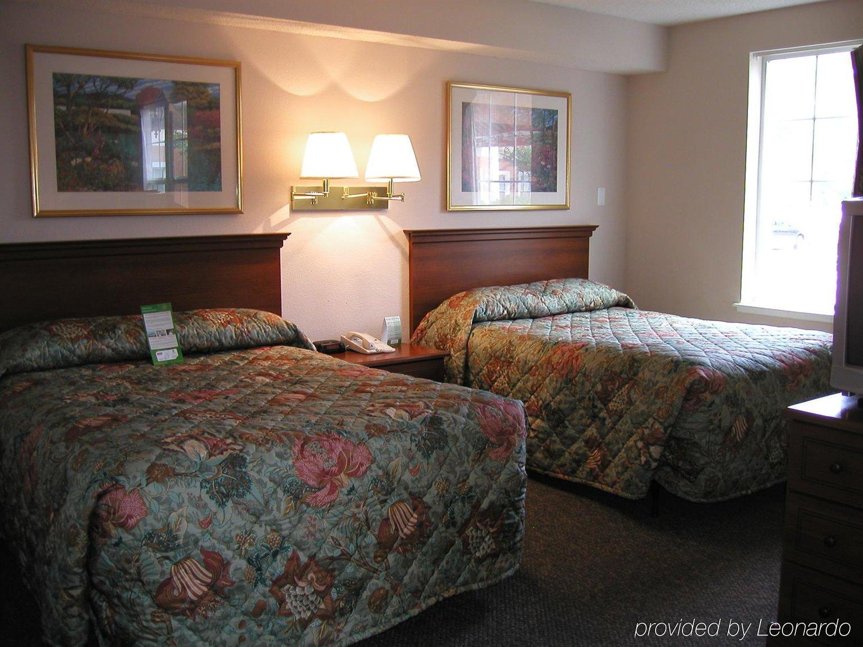 Intown Suites Extended Stay Colorado Springs Oda fotoğraf